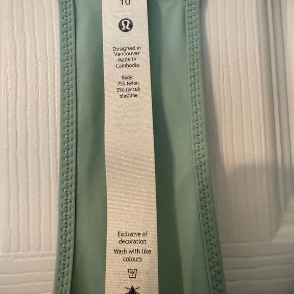 Lululemon Mint Green Racerback Tank Top - Picture 4 of 4